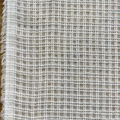 אריג רישתי לבן במרקם טבעי