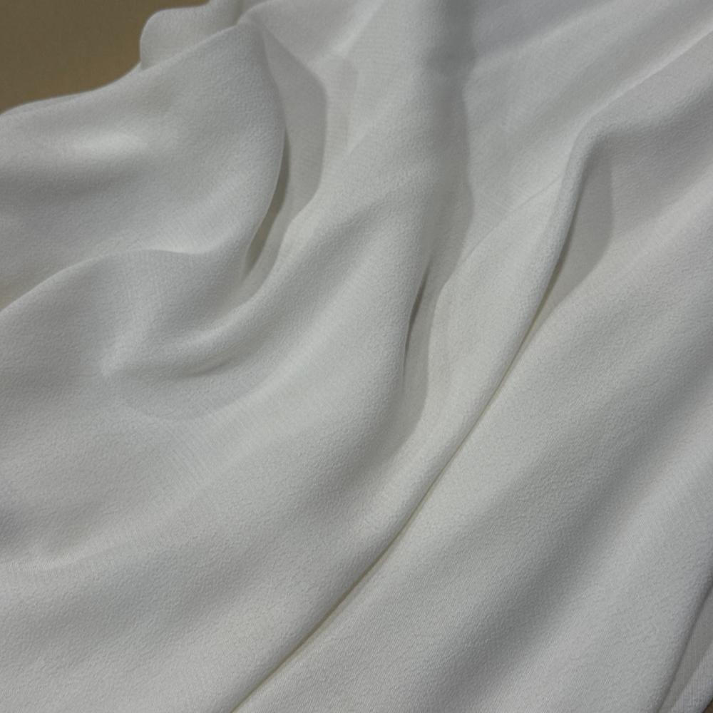 אריג ויסקוזה לבנה