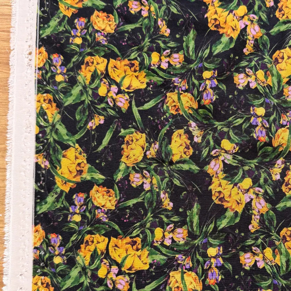 ויסקוזה עלים טרופיים כהים