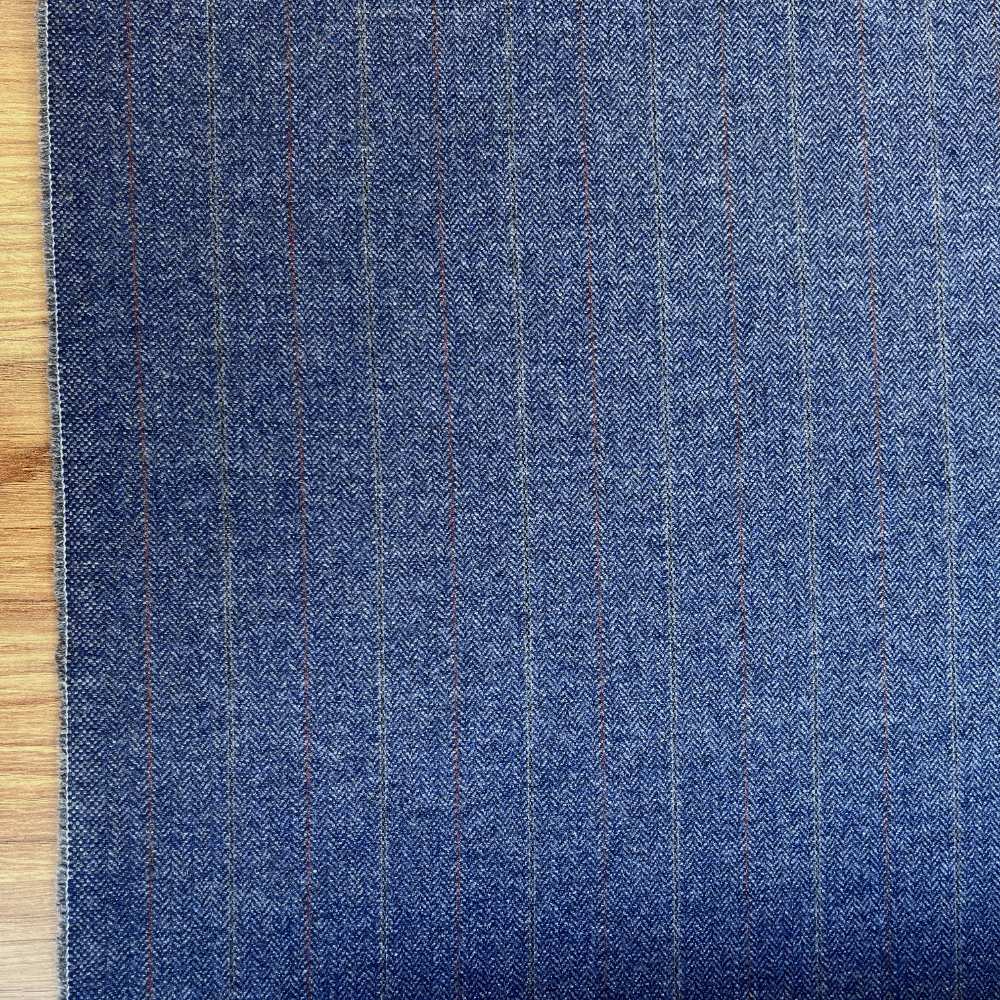 אריג גברדין צמר מעורב פסים כחול