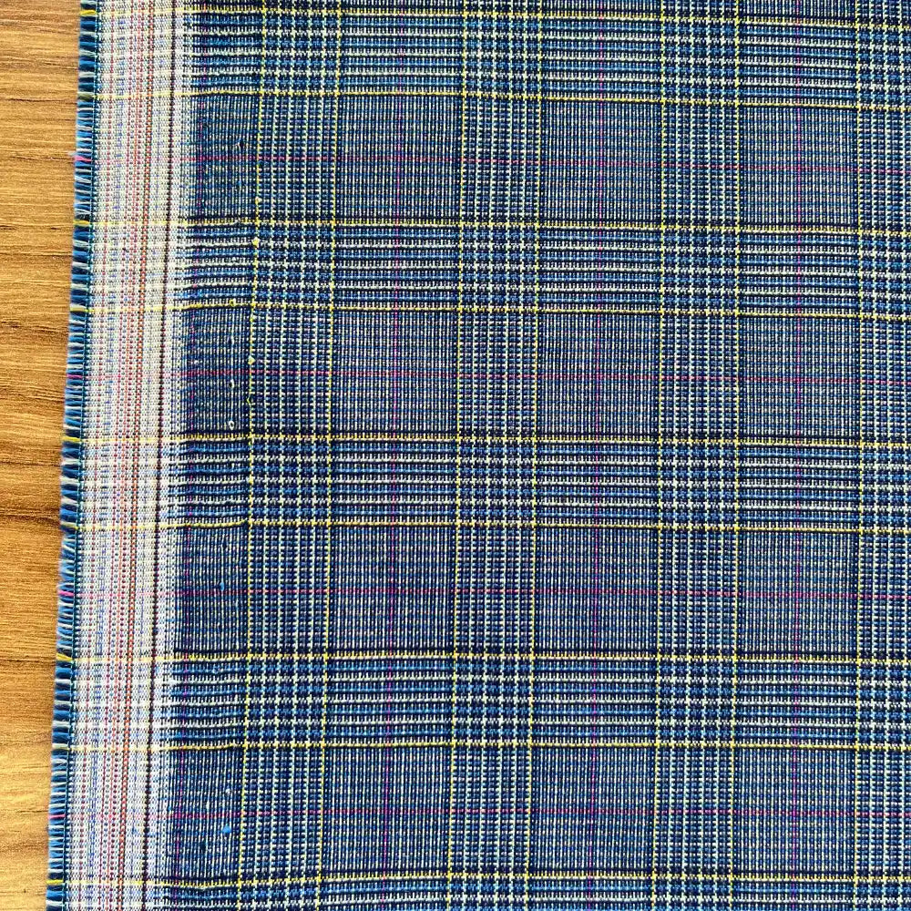 אריג קלאסי מעורב משובץ כחול