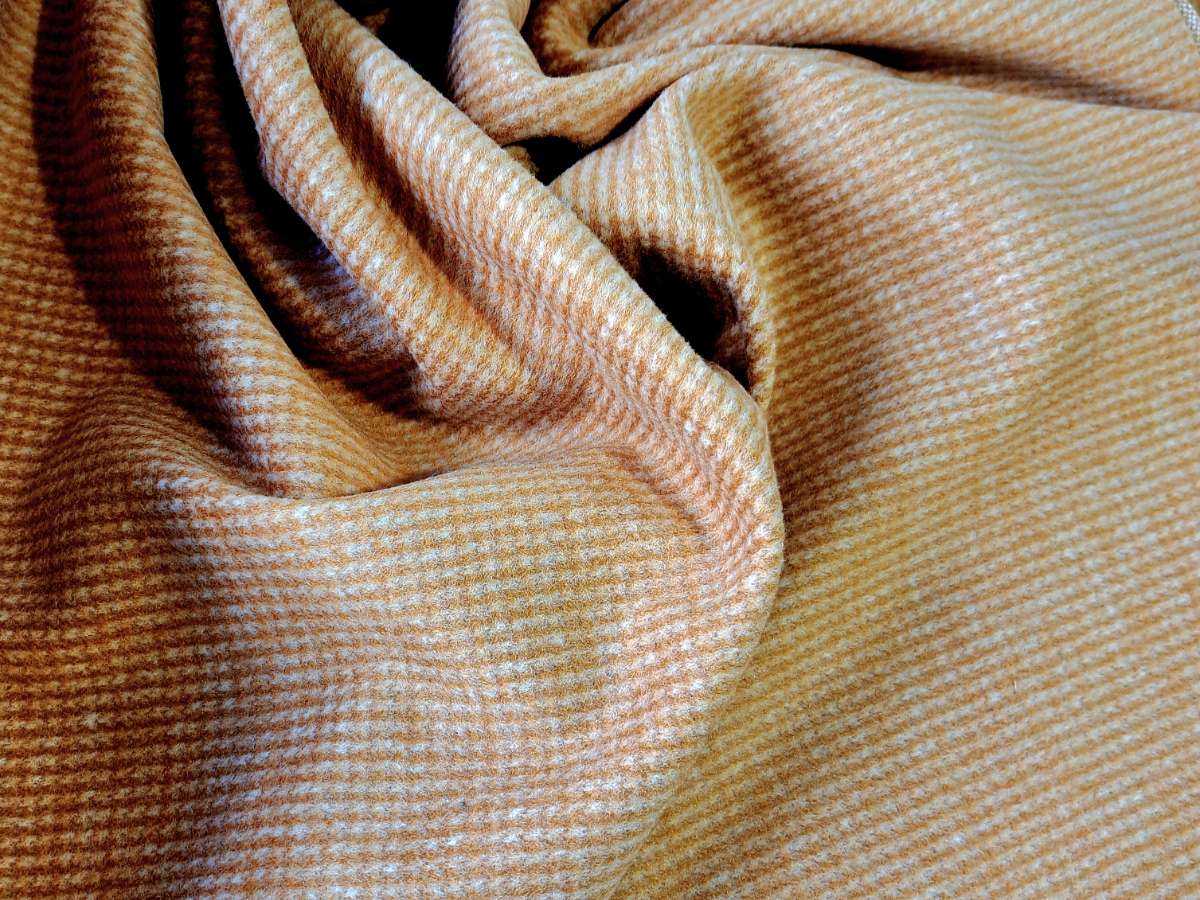 אריג דמוי צמר חורפי חרדל