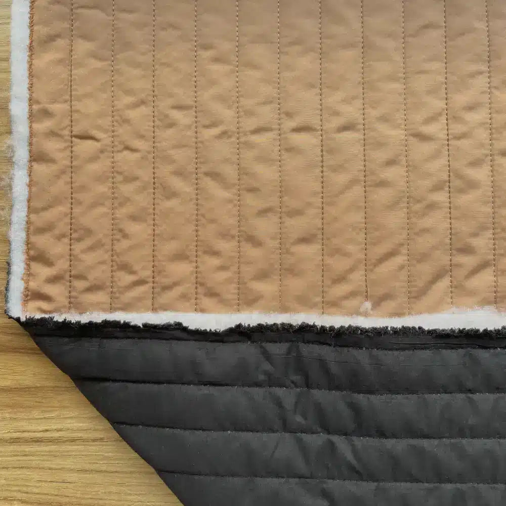 קווילט שחור דו צדדי/ צבע חזק כאמל