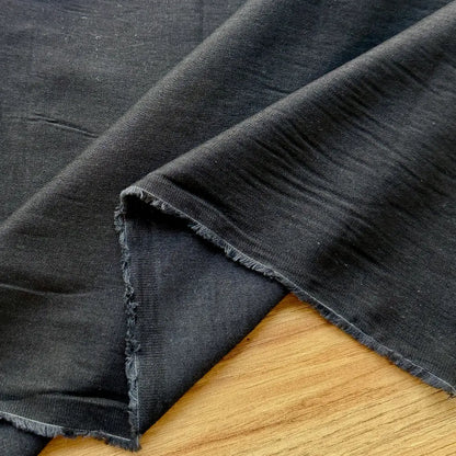 ג׳ינס שחור קלאסי