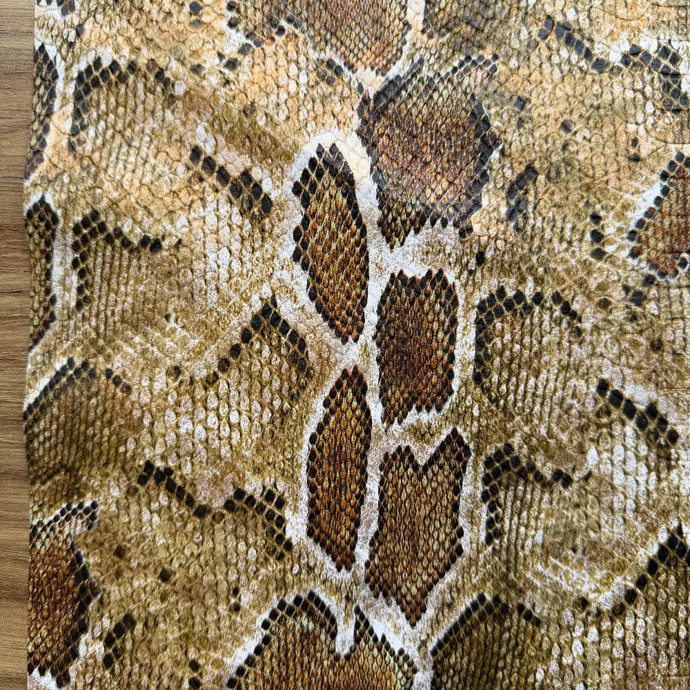 דמוי עור מנוחש