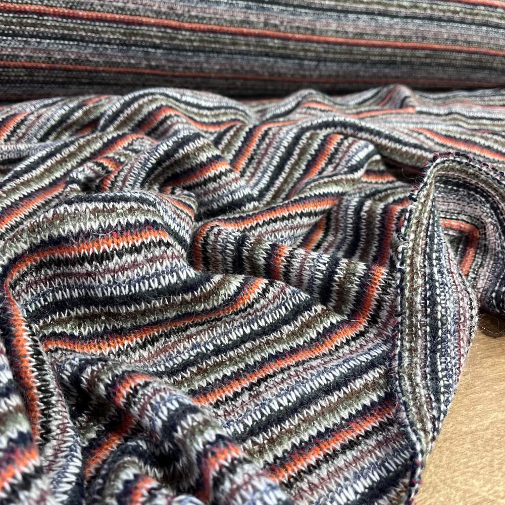 סריג גואטמלה כתום