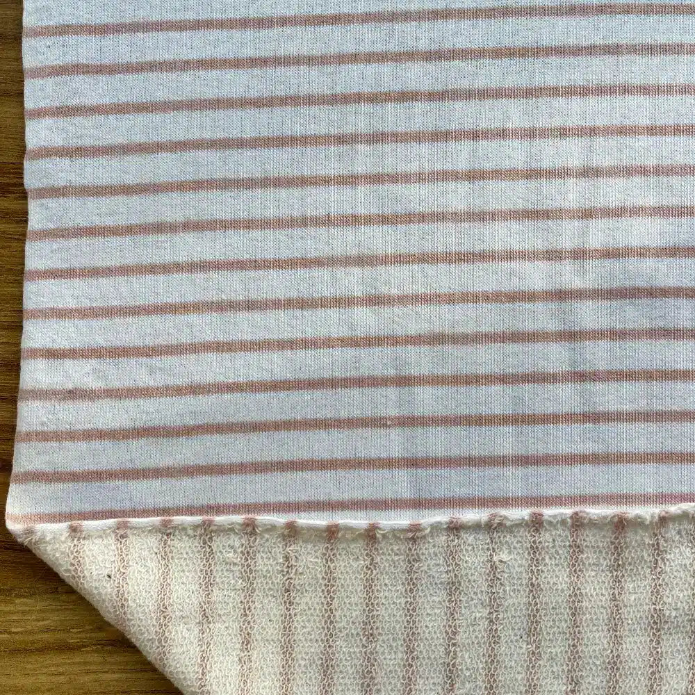 פרנץ' טרי פסים פודרה