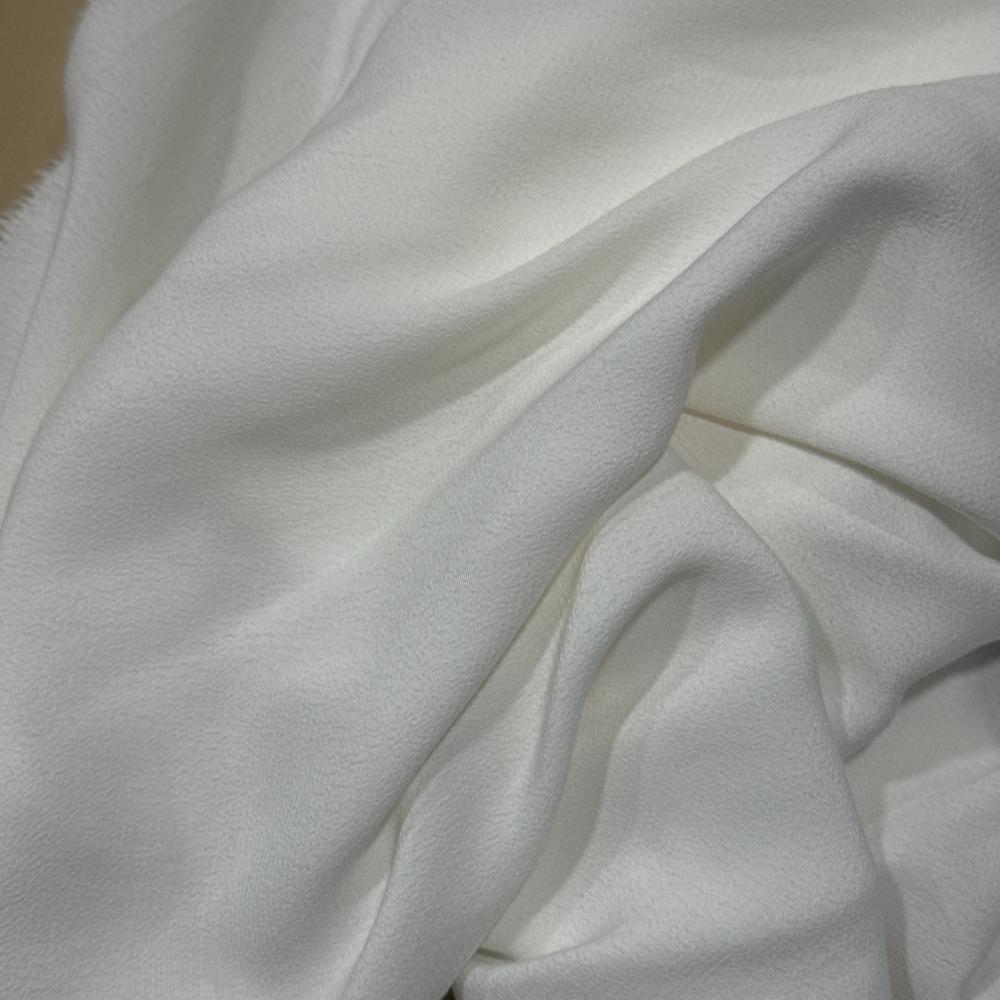 אריג ויסקוזה לבנה